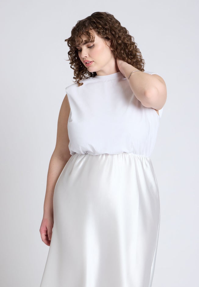 Strong Shoulder Satin Skirt Dress image number 2