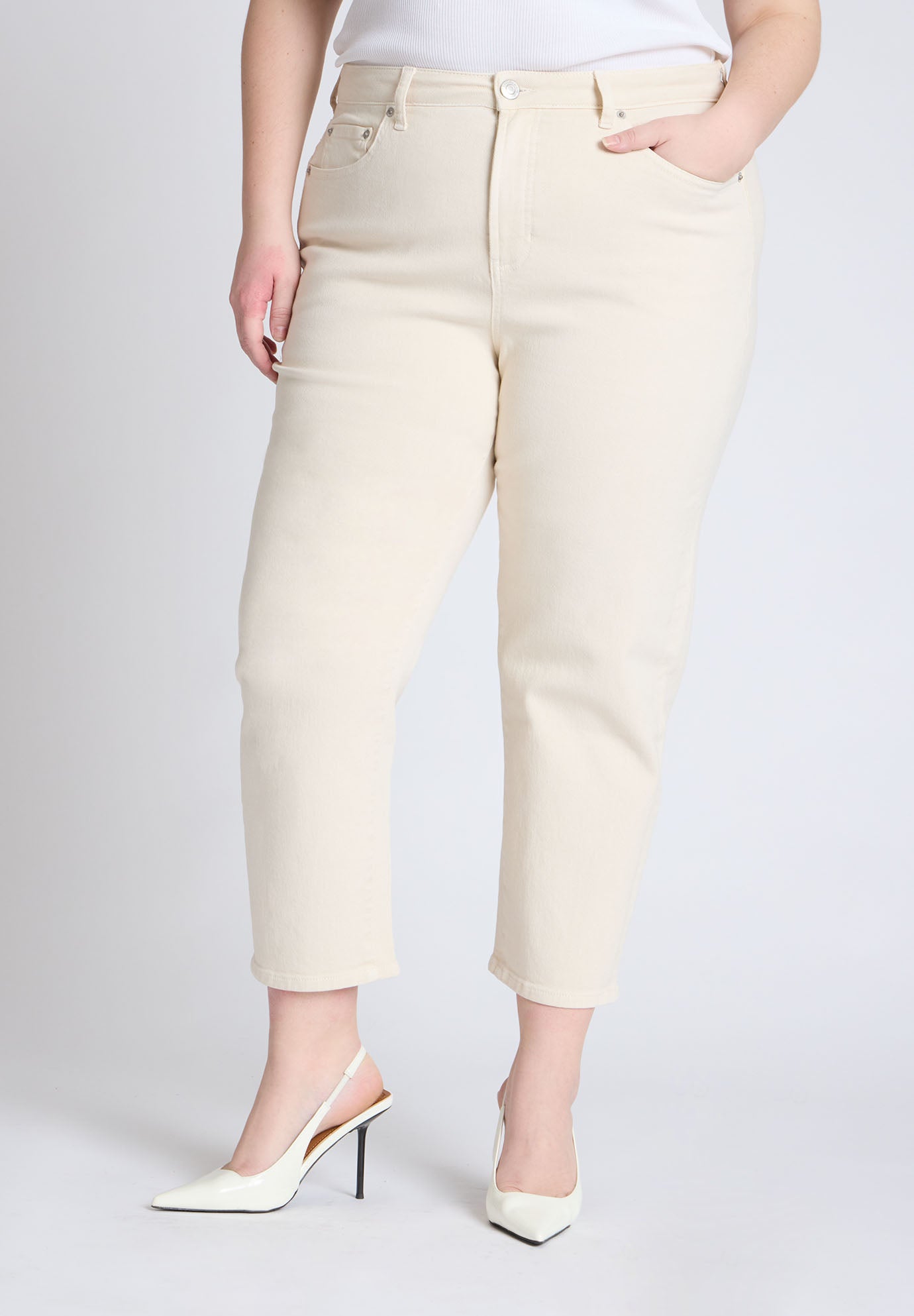 The Naomi Comfort Stretch Straight Crop Jean image number 1