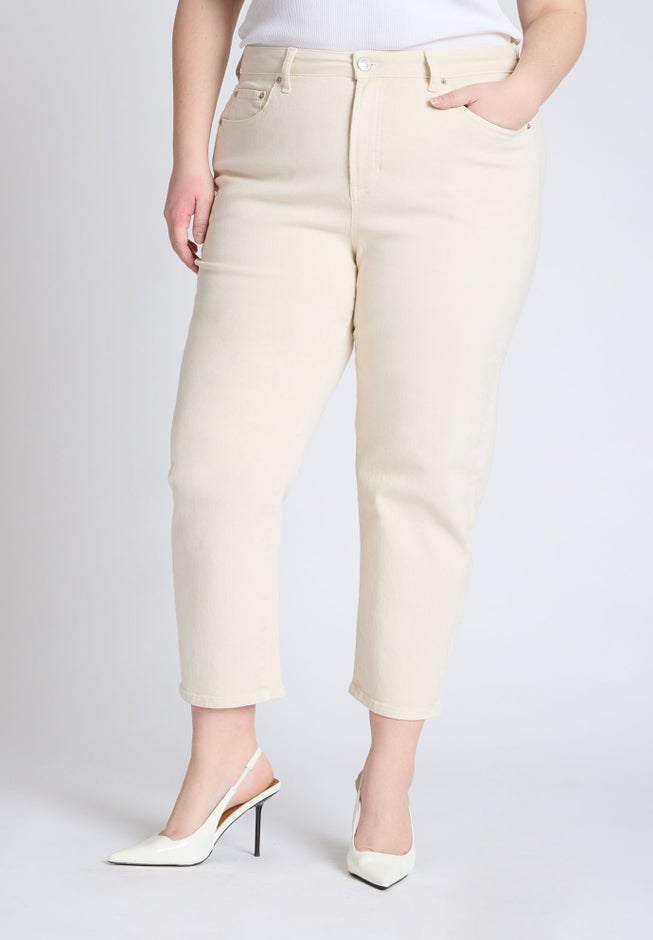 The Naomi Comfort Stretch Straight Crop Jean image number 1