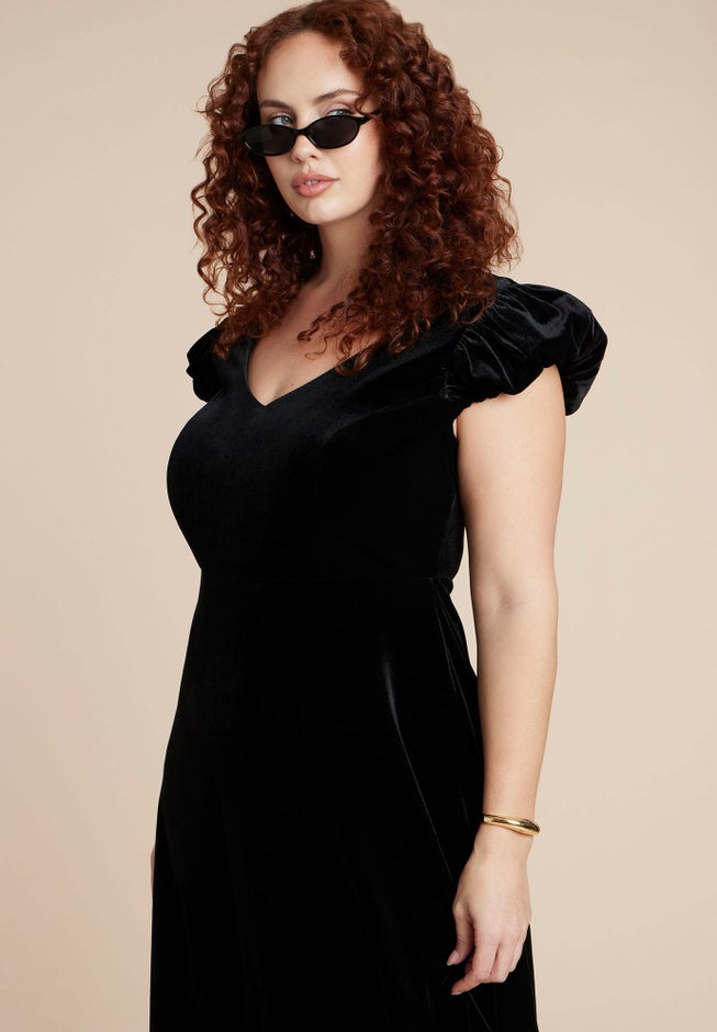  Velvet Short Puff Sleeve Maxi Dress image number 2