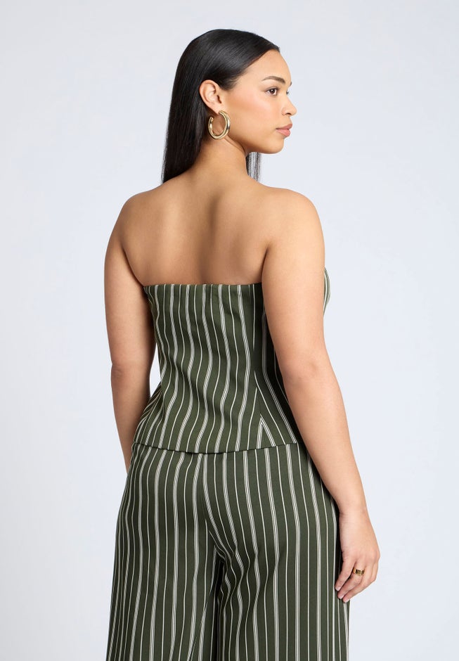 Suiting Bustier image number null