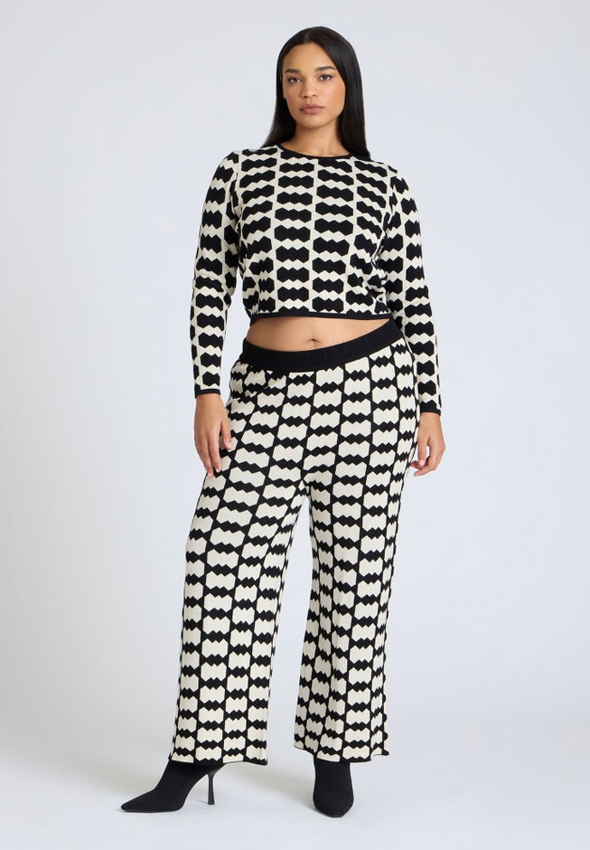 Cropped Sweater With Pattern image number null