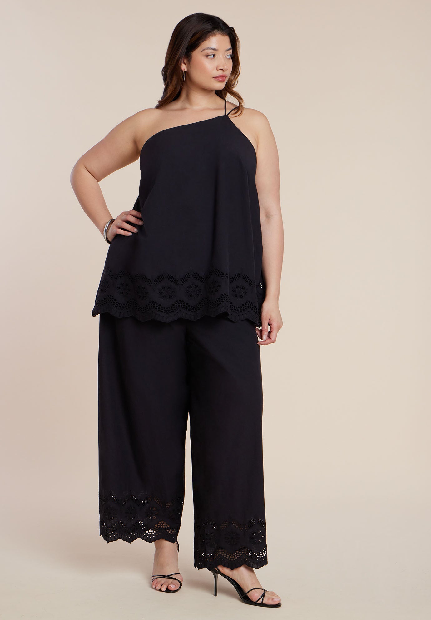 Embroidered Eyelet Pant image number 3