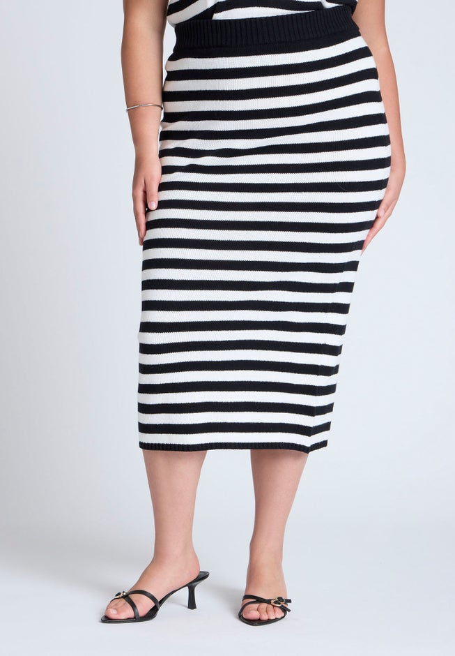 Midi Sweater Skirt image number 2