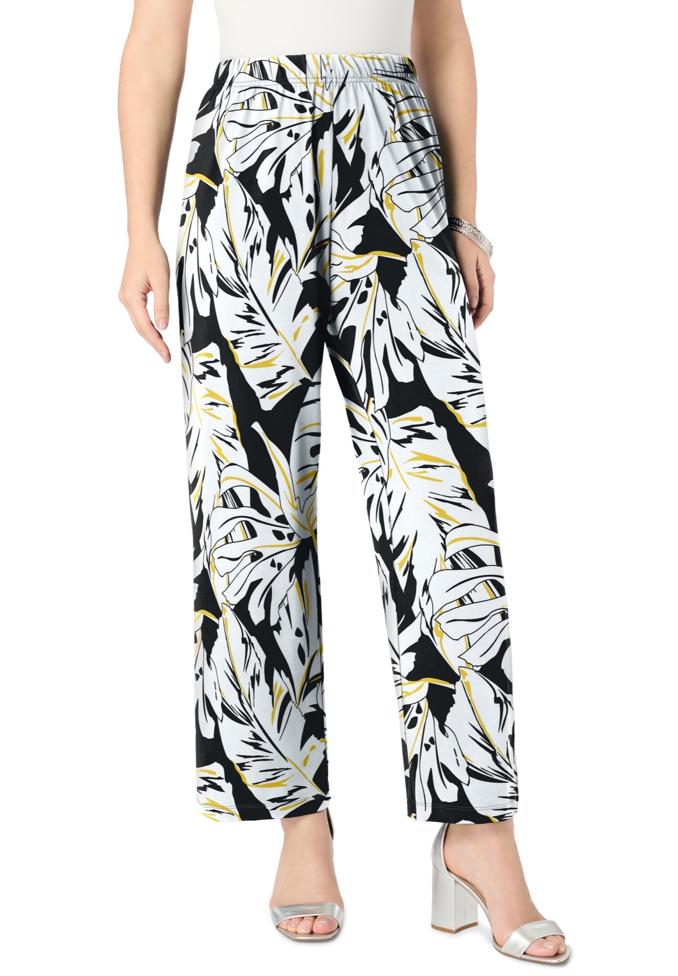 Ultrasmooth&reg; Fabric Cropped Pant image number 0