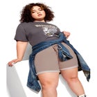 Mavis Short image number null