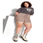 Mavis Short image number null