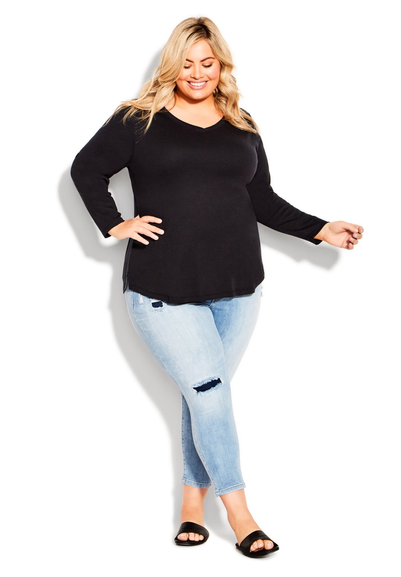 V-Neck Essential Long Sleeve Tee image number 0