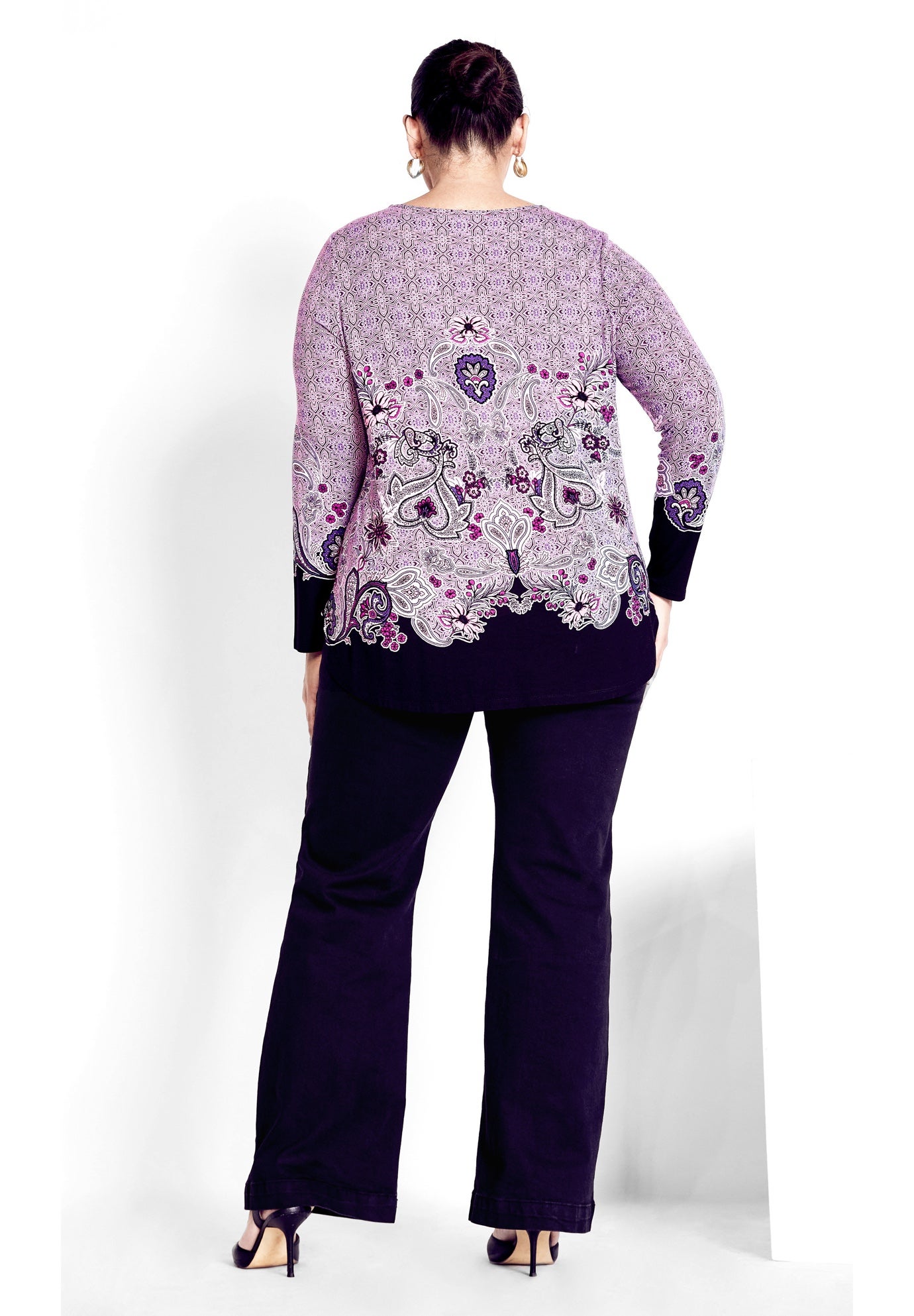 Delilah Placement Top image number 1