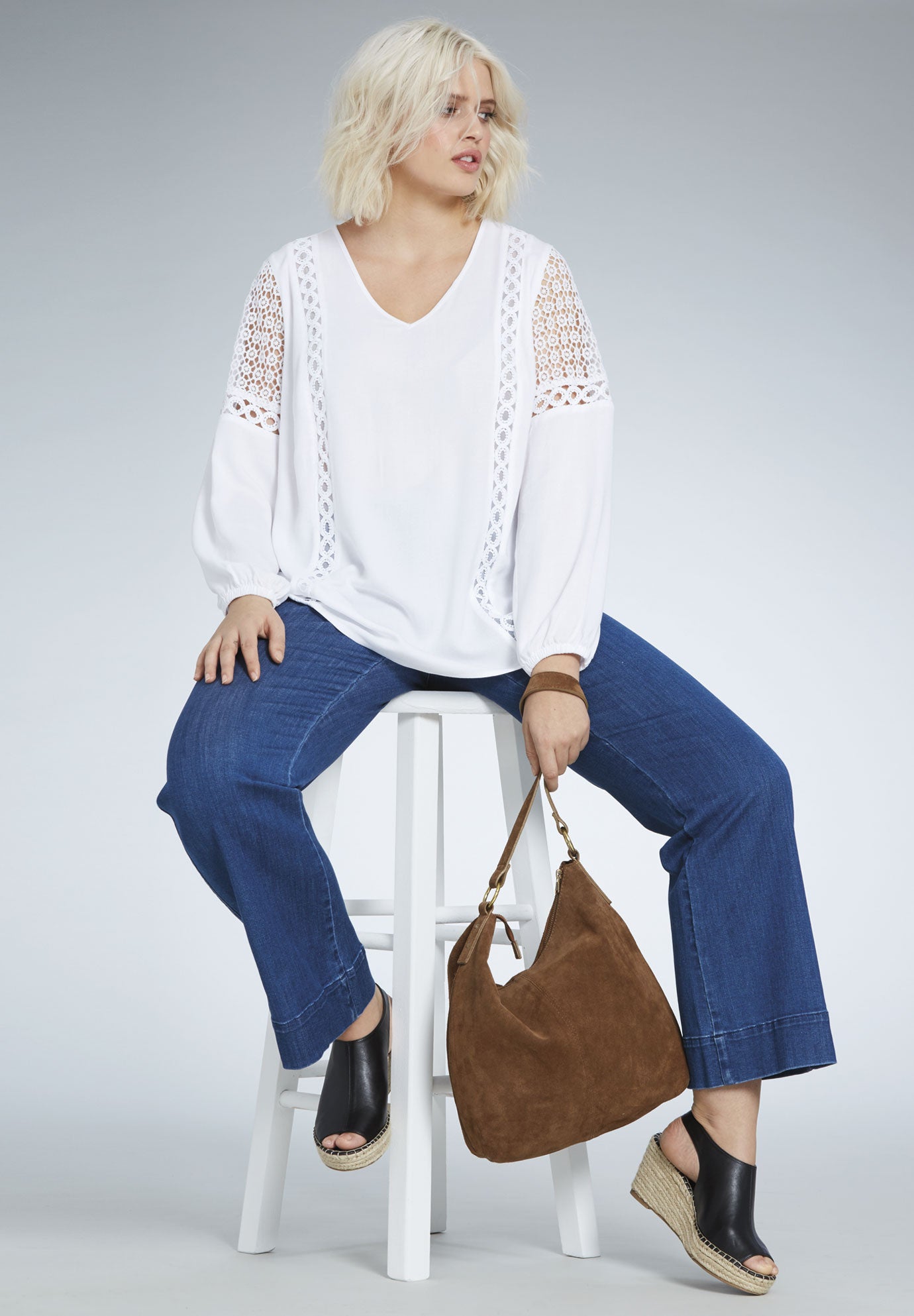 High-Waist Wide-Leg Stretch Jeans image number 4