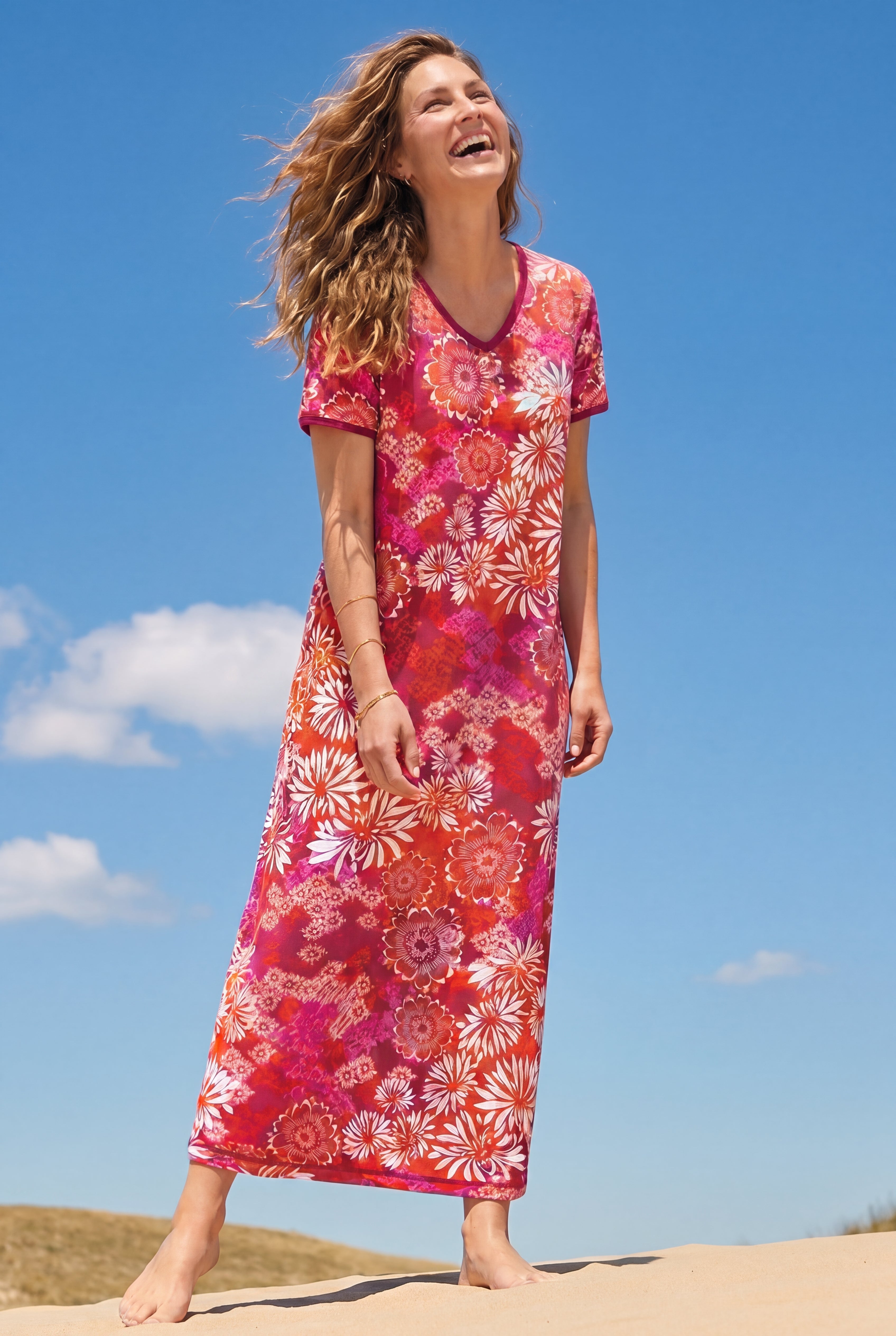 V-Neck Short Sleeve Maxi T-Shirt Lounger image number 8