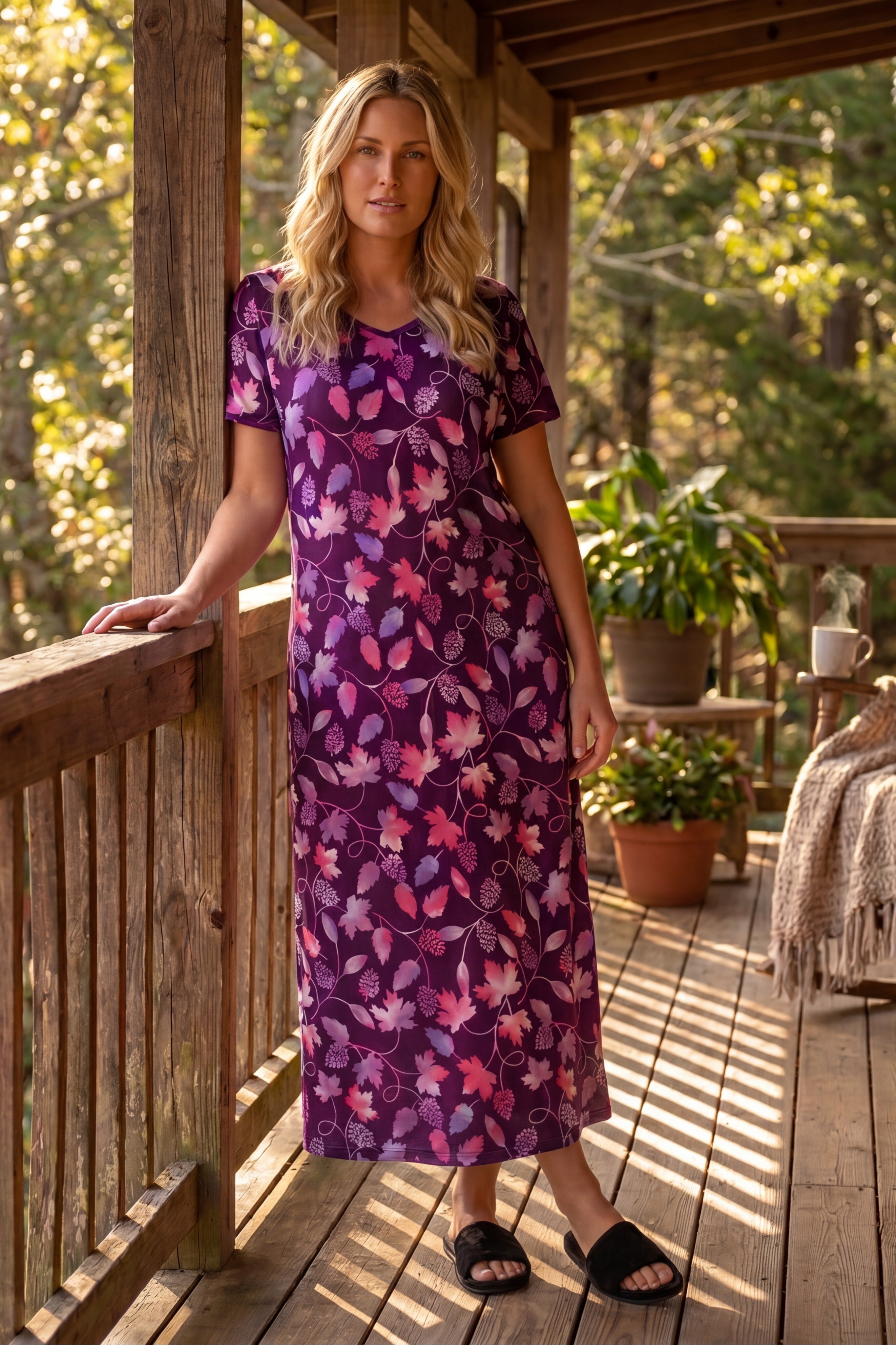V-Neck Short Sleeve Maxi T-Shirt Lounger image number 12