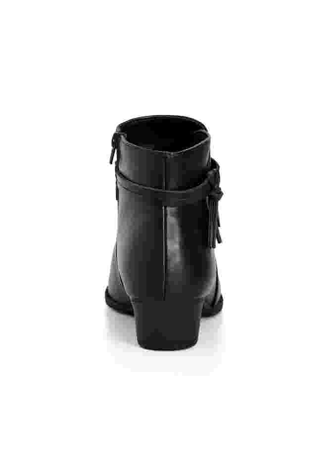 Halsten Ankle Boot image number 1