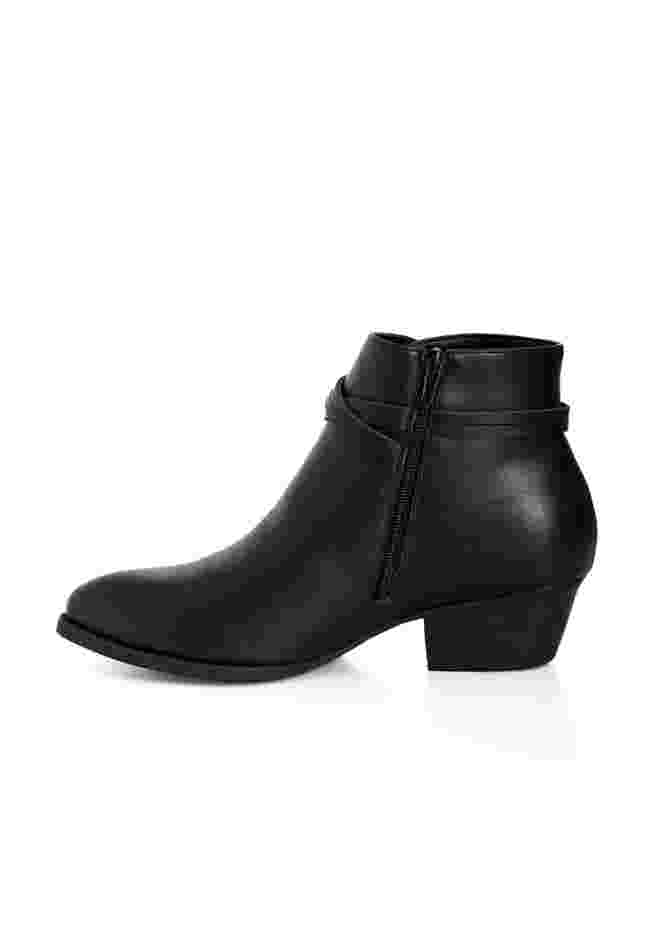 Halsten Ankle Boot image number 3