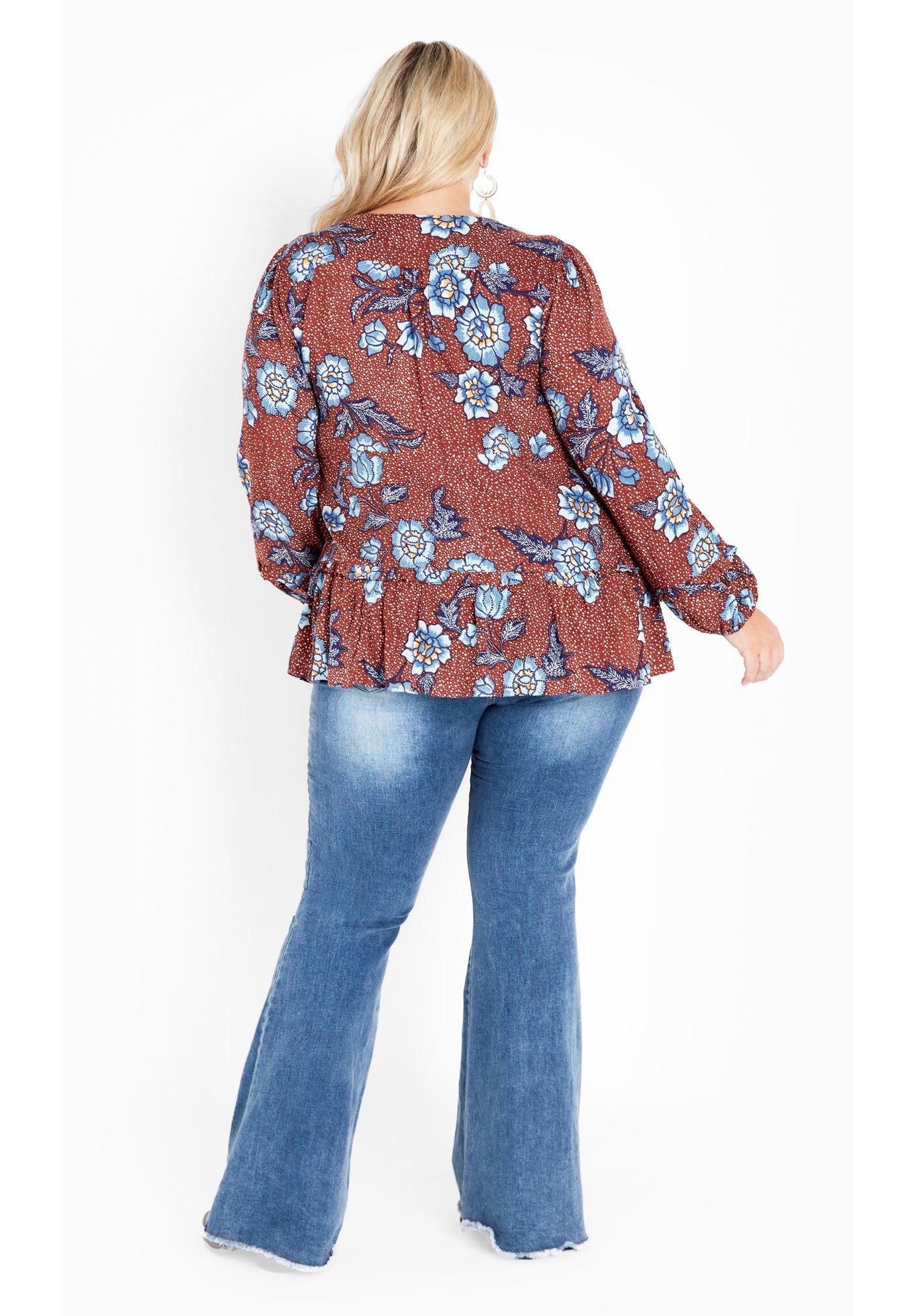 Avril Border Top image number 2