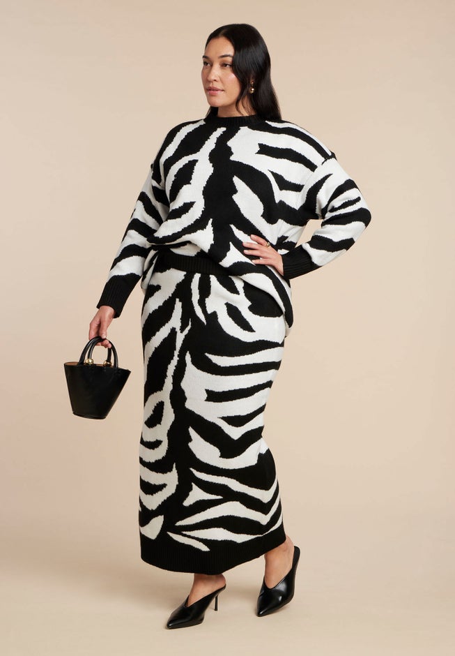 Oversized Zebra Intarsia Sweater image number 2