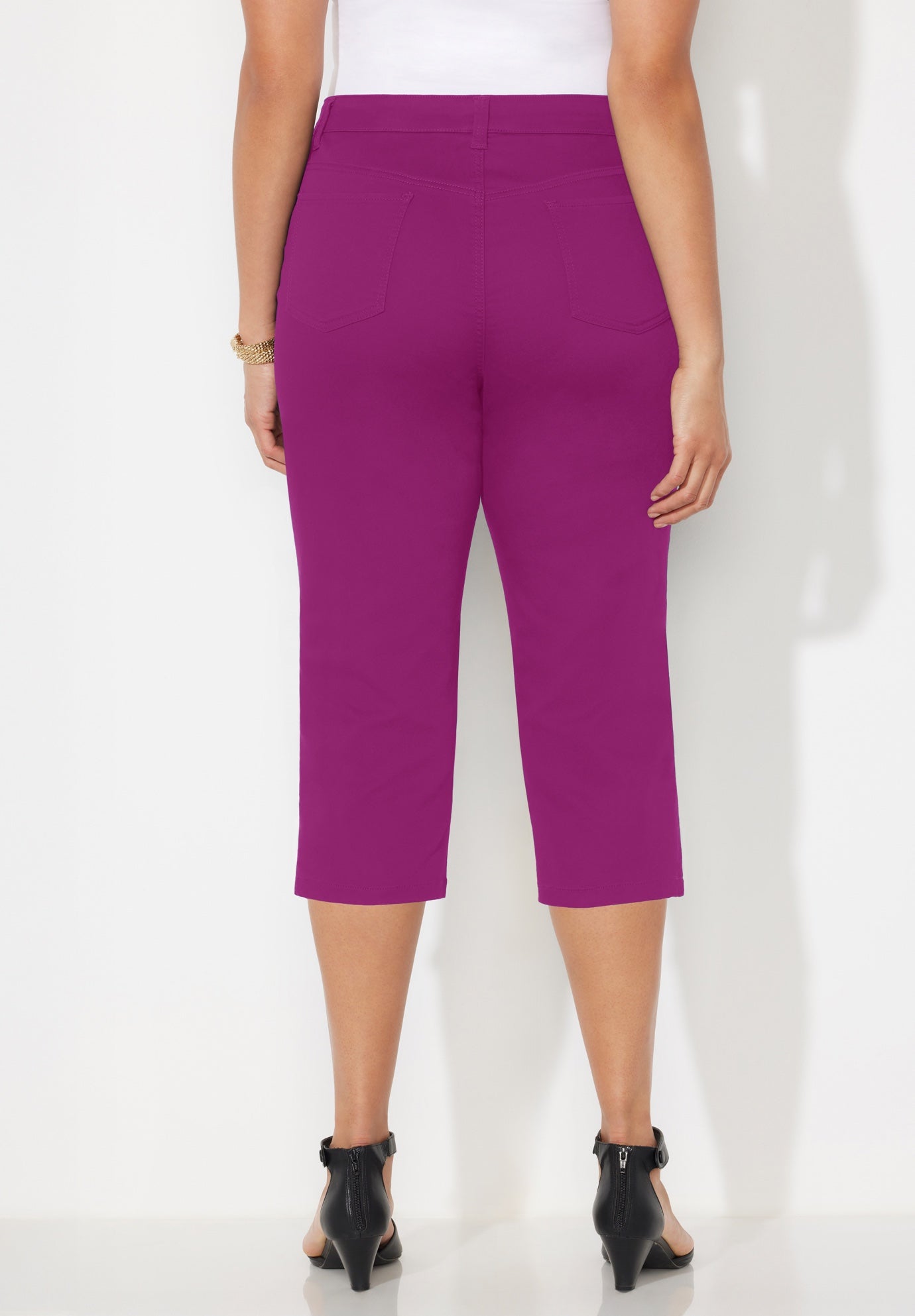 Sateen Stretch Capri image number 1