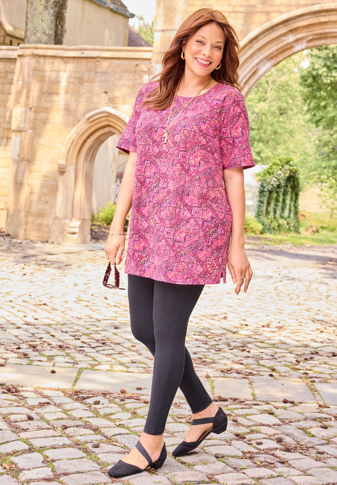 Easy Fit Short Sleeve Scoopneck Tunic image number 6