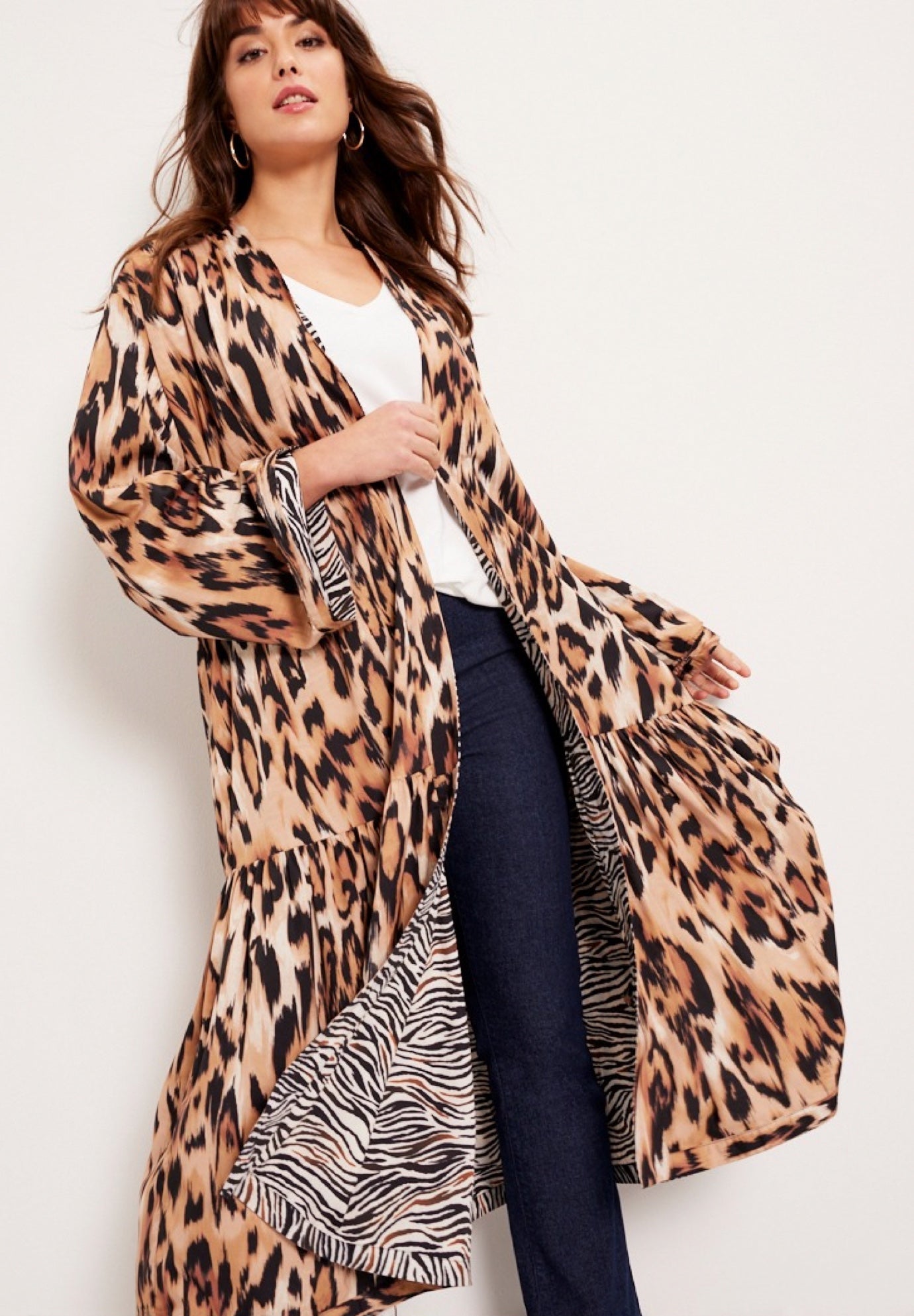 Reversible Printed Duster image number 2