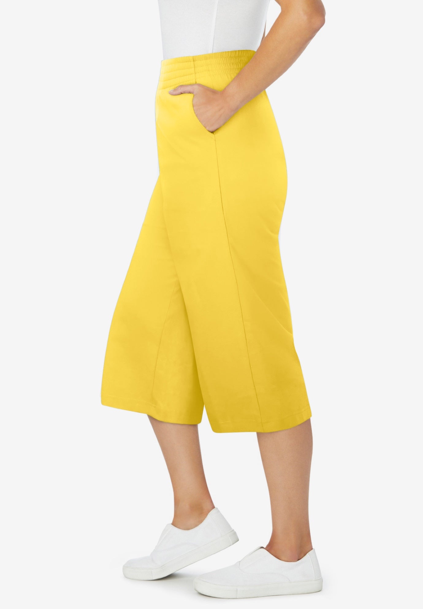 Elastic-Waist Pull-On Knit Pocket Capri Pants image number 2