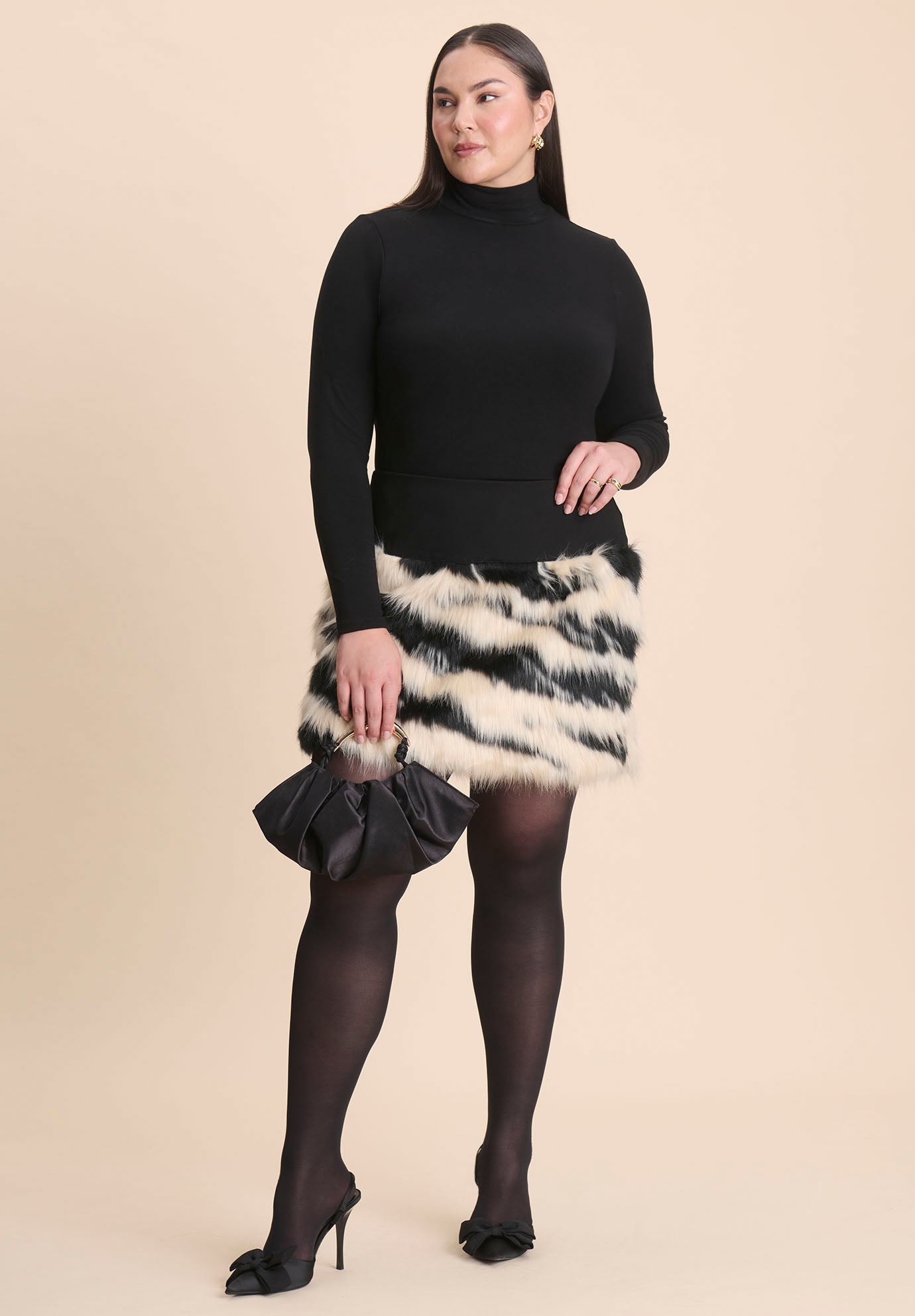 Faux Fur Mini image number 3