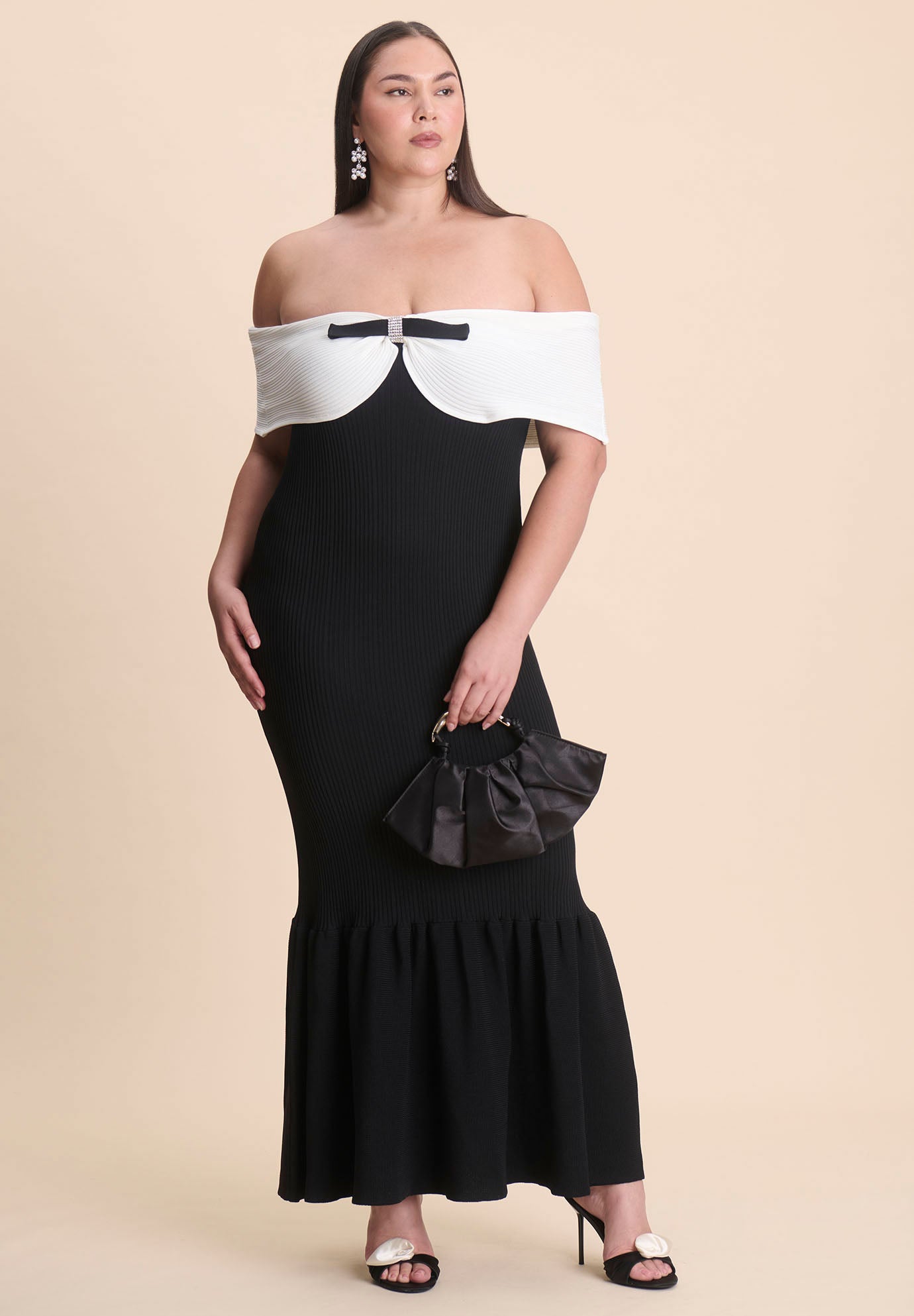 Contrast Bow Fluted Midi Dress image number 4