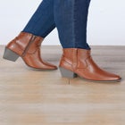 The Hattie Bootie image number null