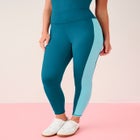 Soft Sculpt Colorblock Leggings image number null