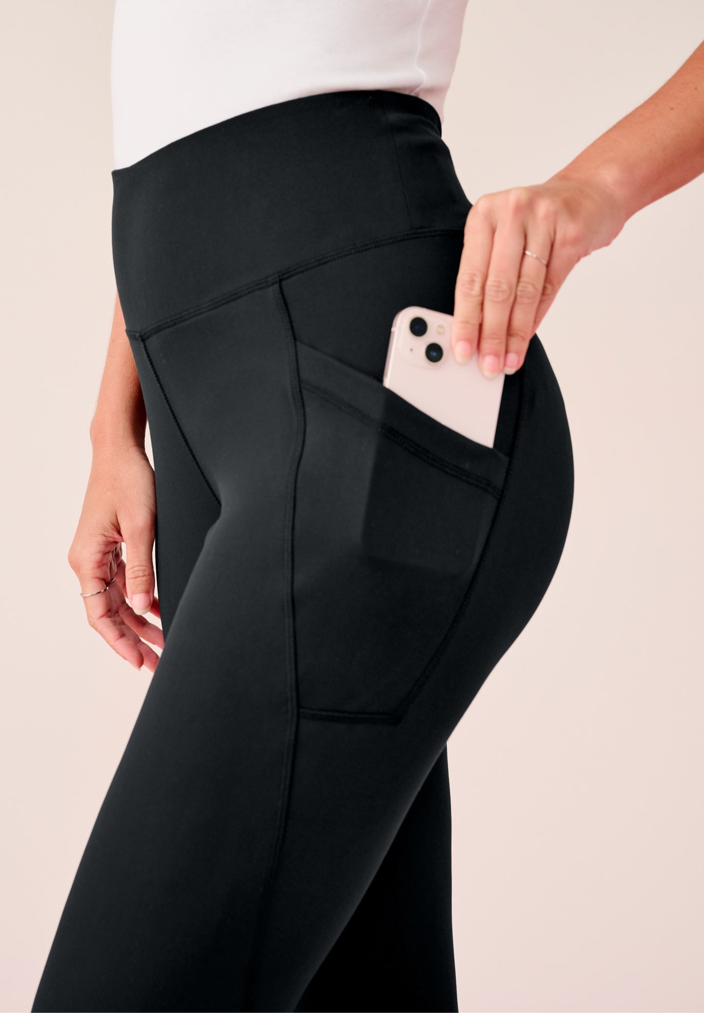 Soft Sculpt Side-Pocket Legging image number 1