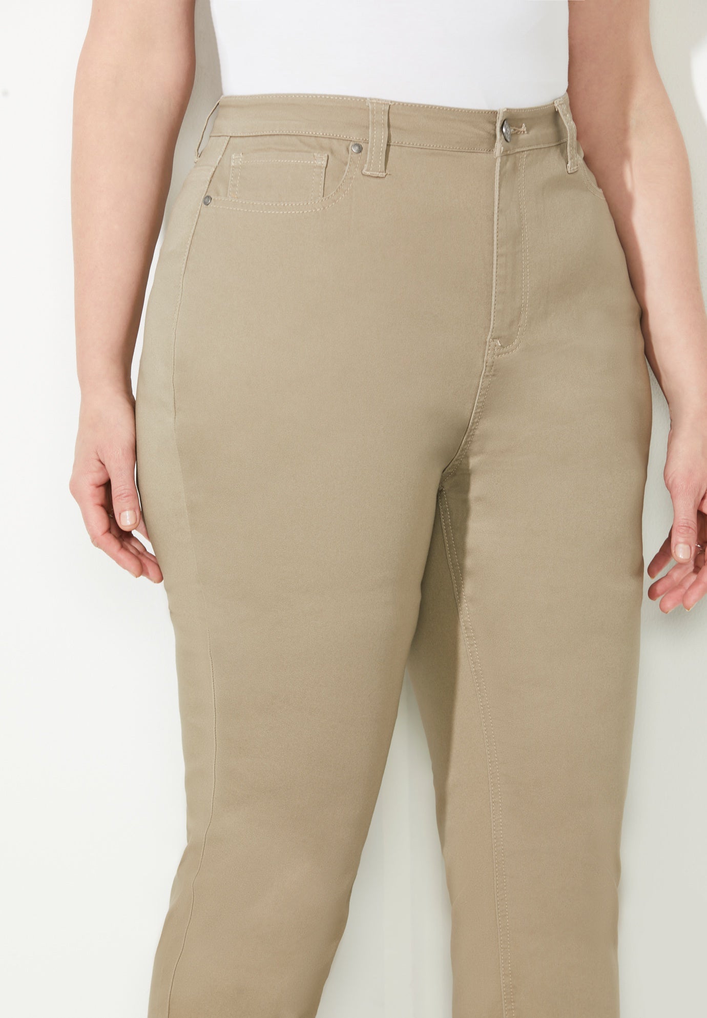 Softluxe Sateen Stretch Curvy Pant image number 4