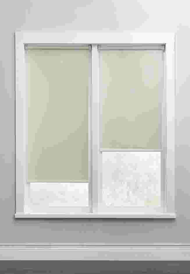 Cordless Push-Up Roller Blackout Shade image number 0