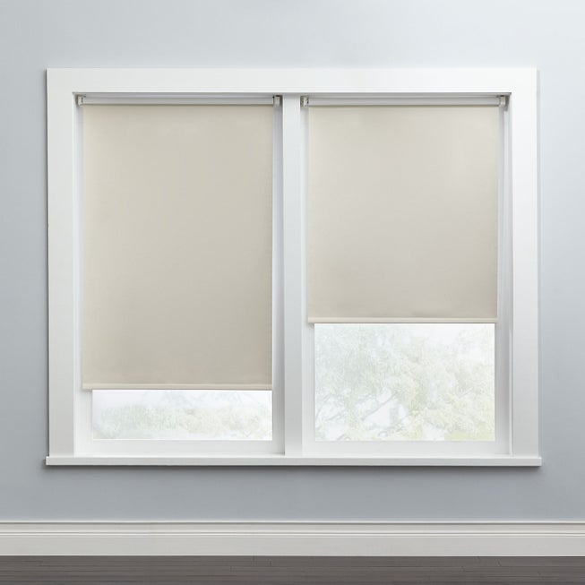 Cordless Push-Up Roller Blackout Shade image number 0