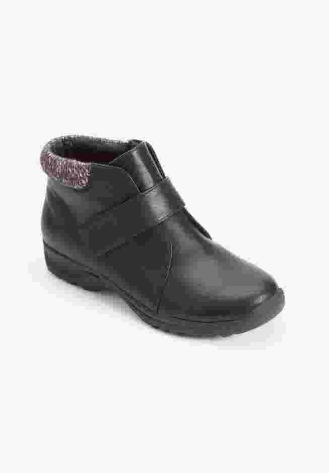 The Jayna Shootie By Comfortview image number 0