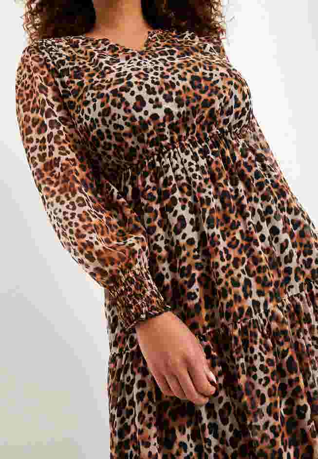 Tiered Maxi Dress image number 4
