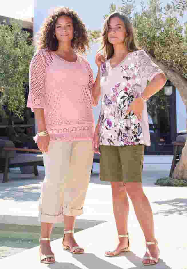 Plus Size Lace Sleeve Printed Tee image number 3