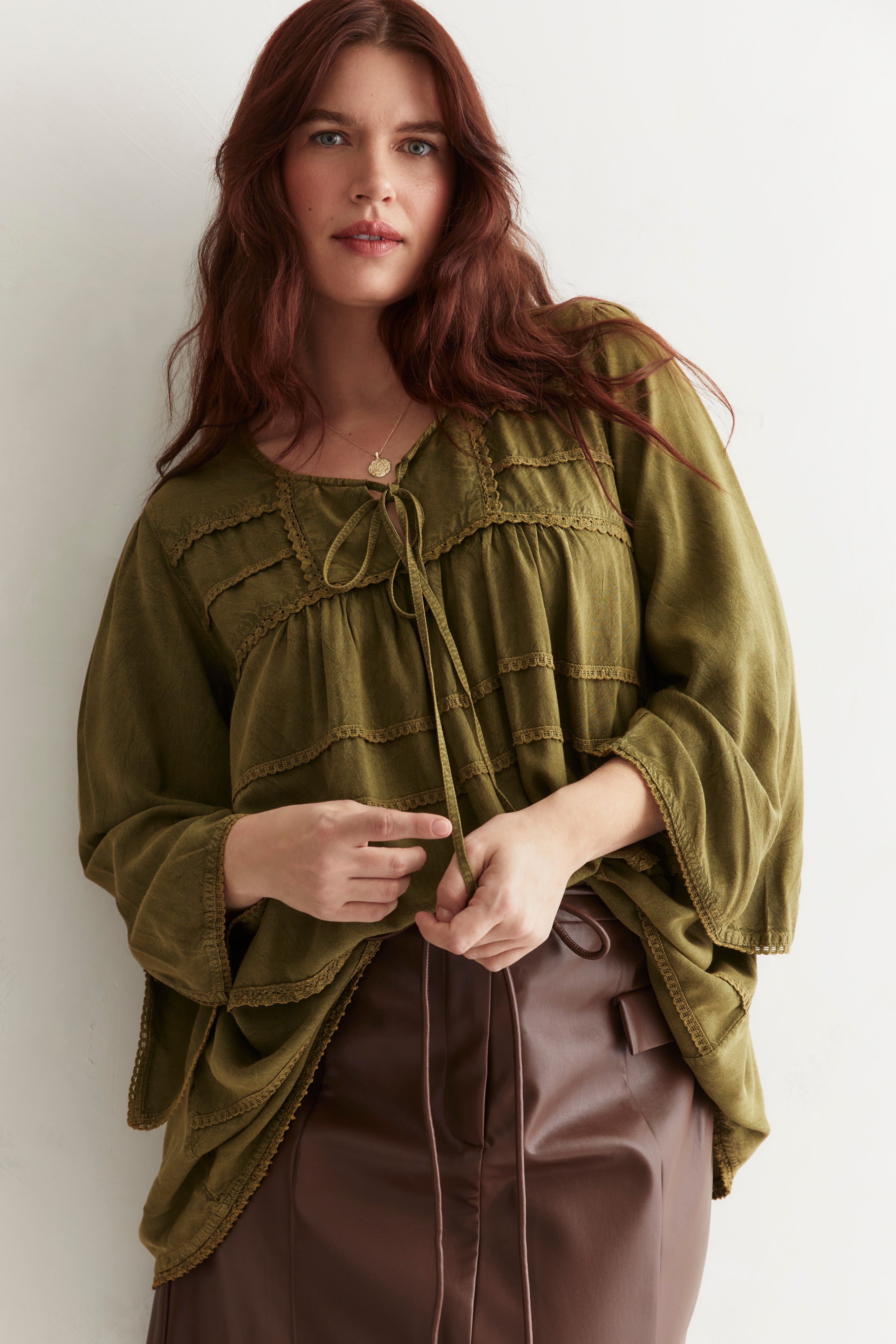 Acid Wash Peasant Blouse image number 3