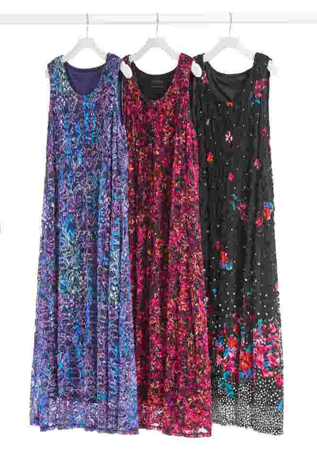 Printed Lace Dress image number 3
