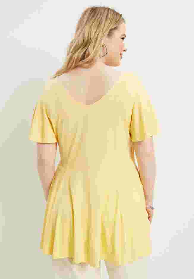 Flutter-Sleeve Peplum Tee image number 1