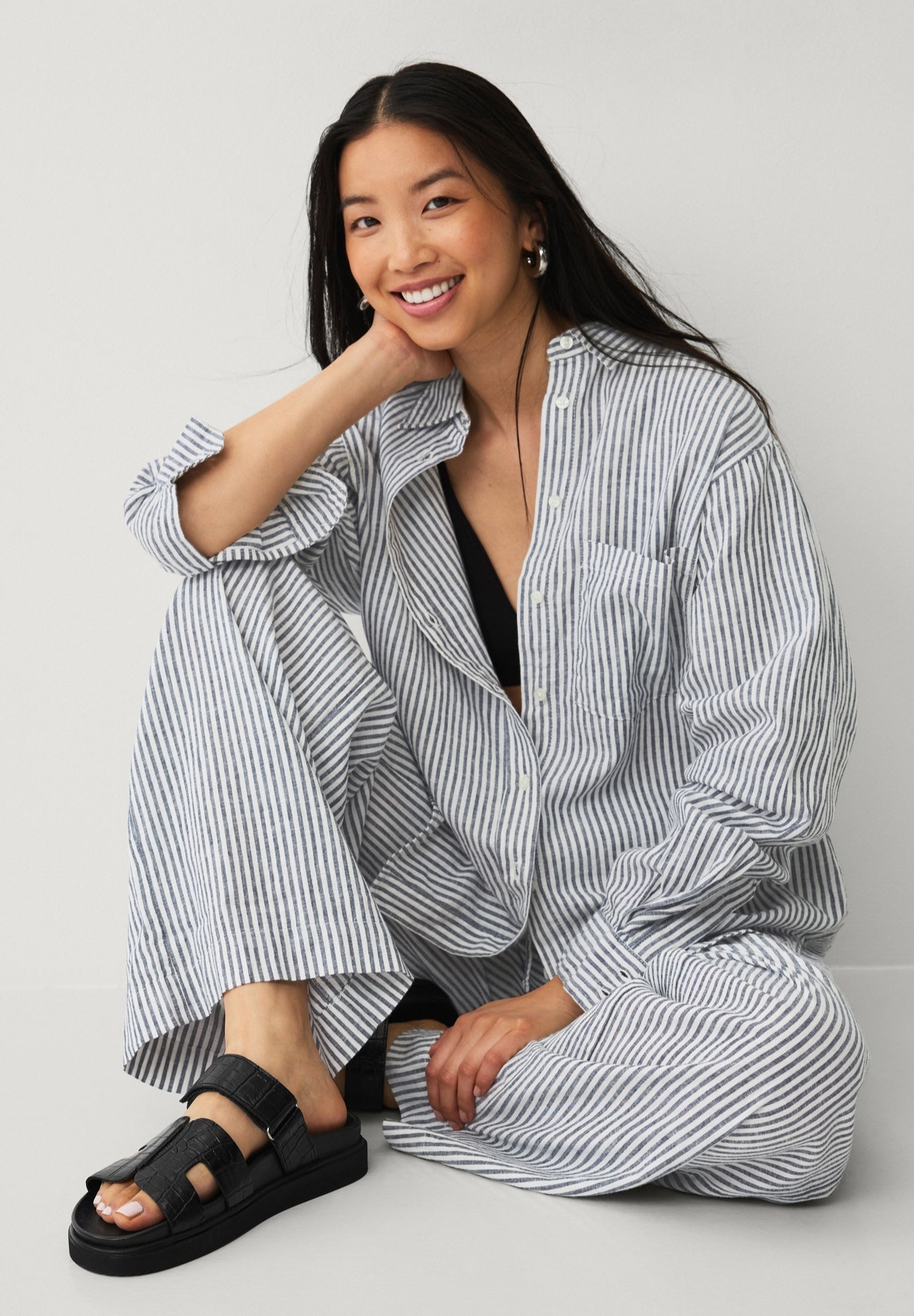 Oversized Linen-Blend Boyfriend Shirt image number 3