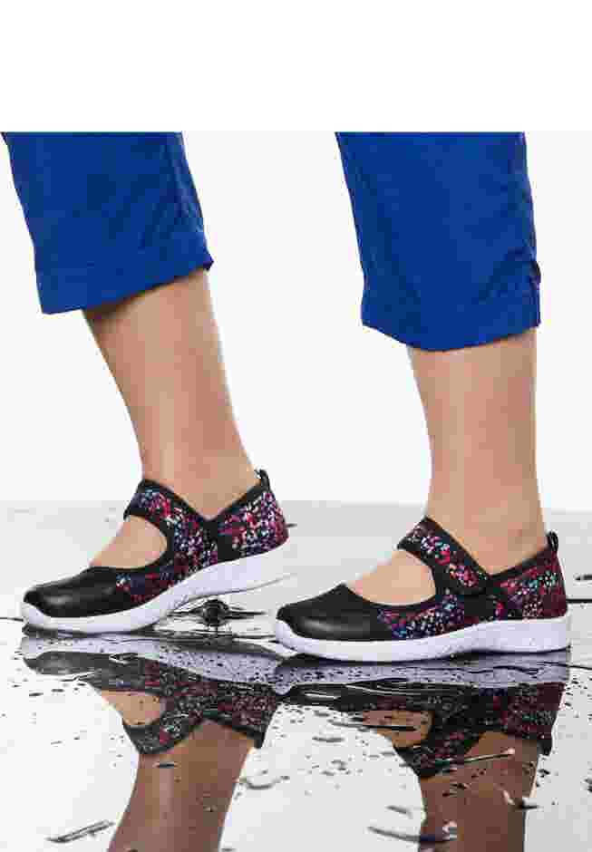 The Water Shoe By Comfortview image number 7