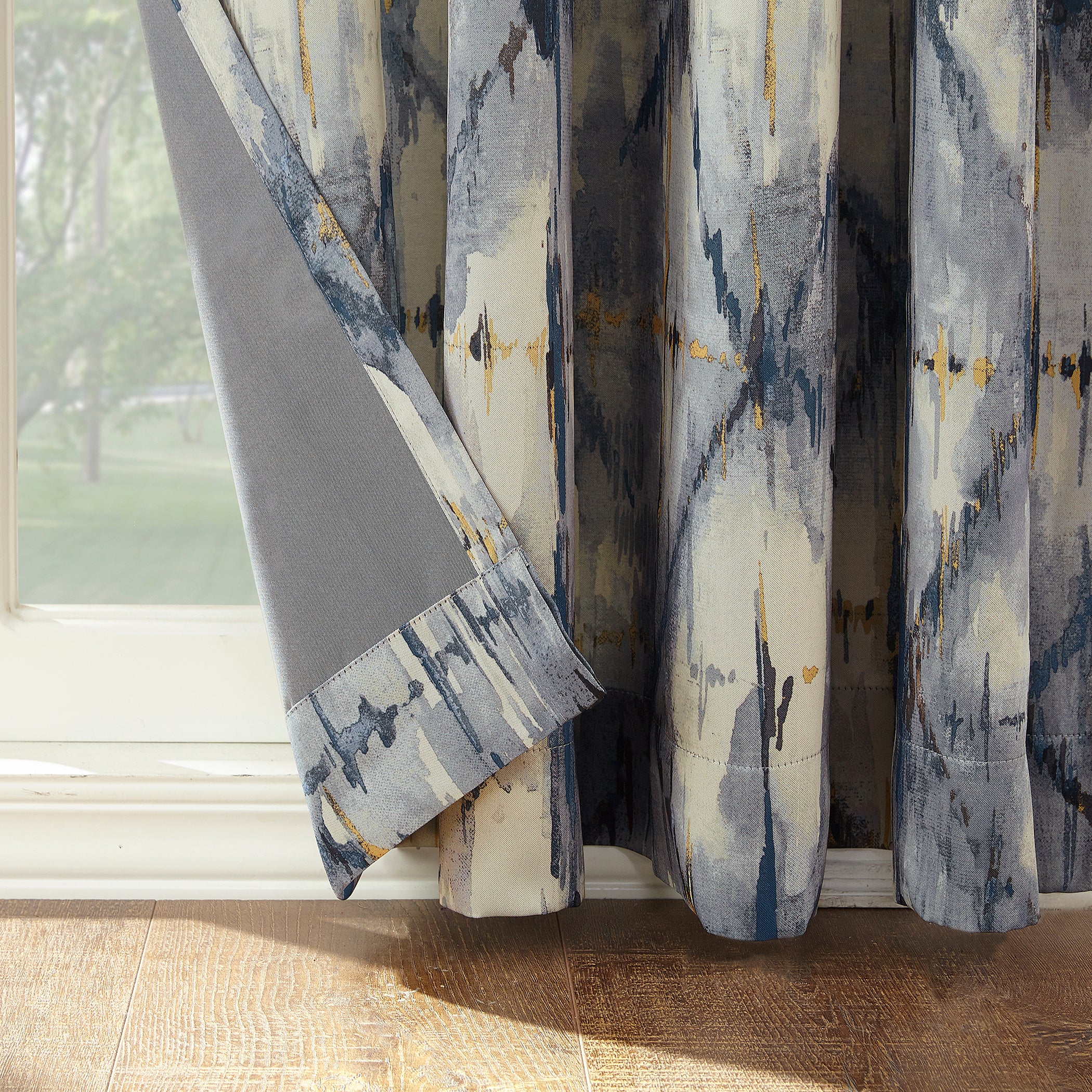 Sun Zero&trade; Keenan Abstract Rod-Pocket Panel image number 2