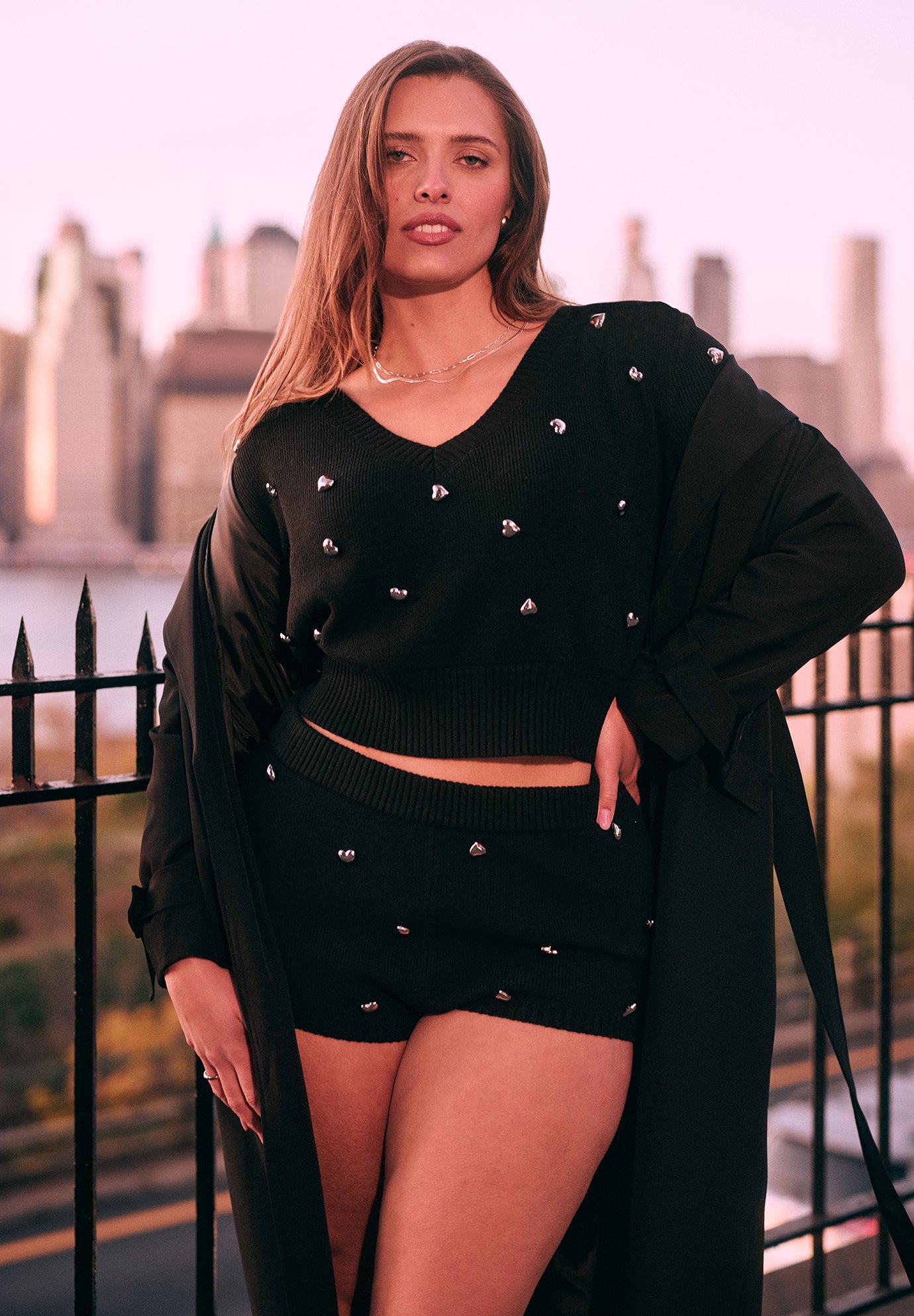 Heart Stud Sweater Hot Short image number 0