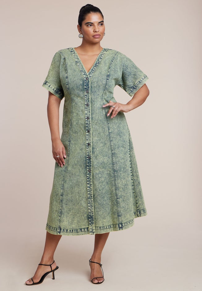 V Neck Flare Denim Dress image number 3