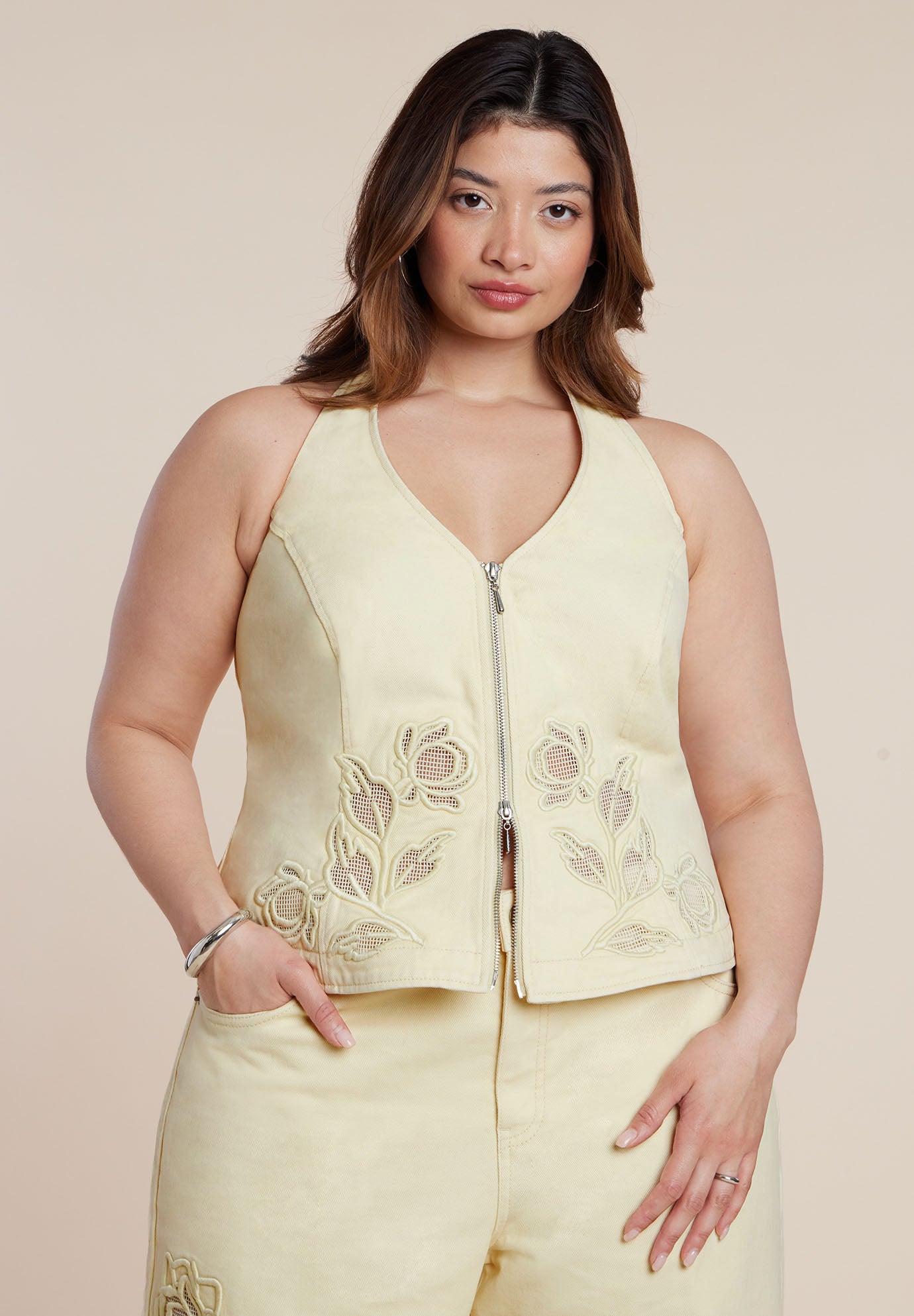 Floral Embroidery Denim Vest image number 0