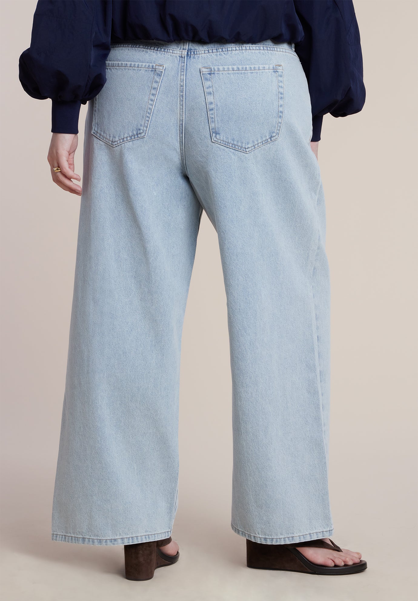 Snap Front Midrise Jean image number 2