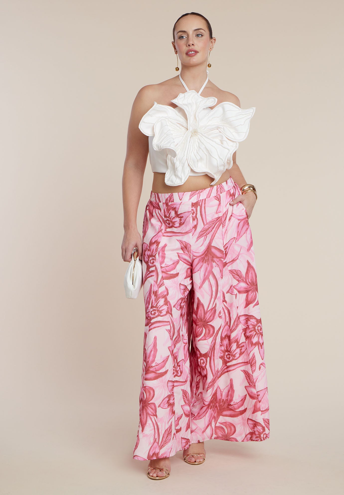 PatBO x ELOQUII Embellished Flower Appliqu&eacute; Top image number 3