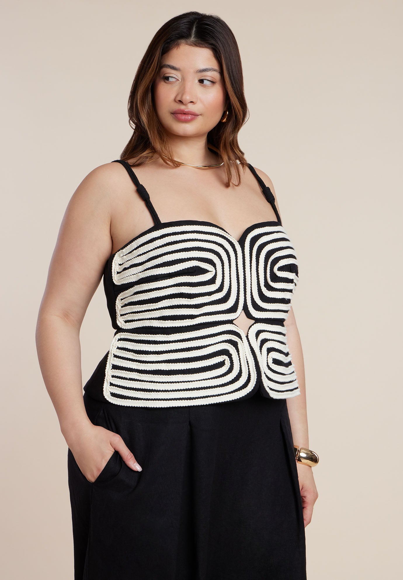 Embroidered Pleated Jumpsuit image number 2