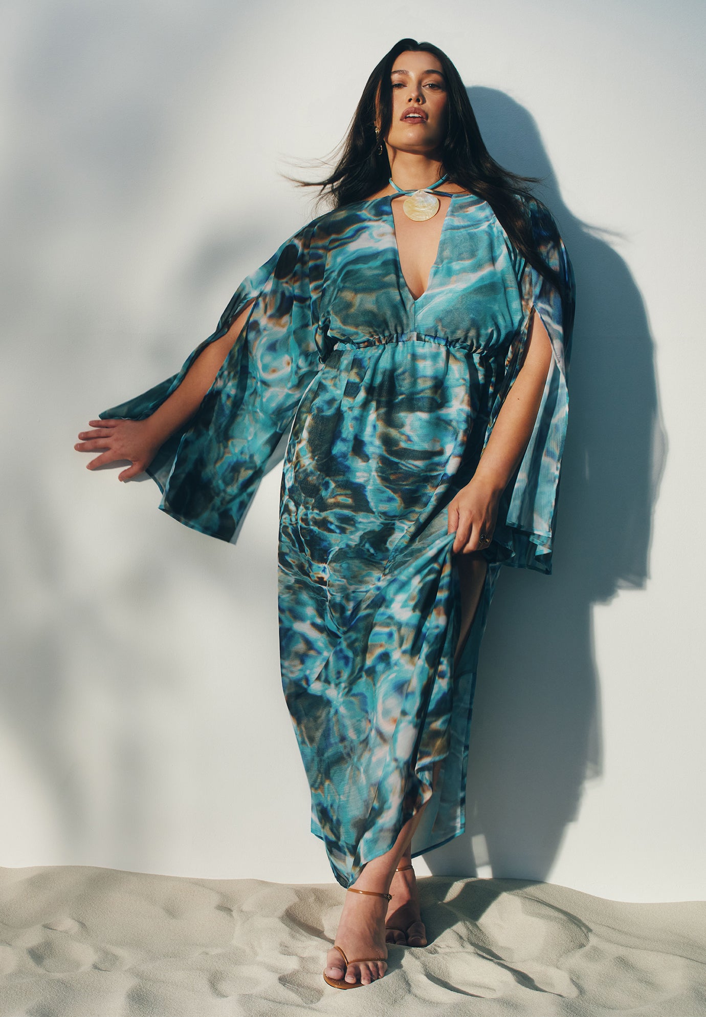 Shell Detail Wide-Sleeve Kaftan image number 0
