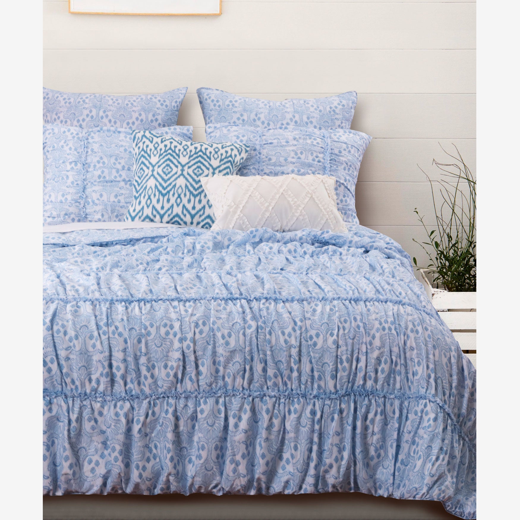 Helena Ruffle Quilt Set by Greenland Home Fashions Plus SizeQuilts