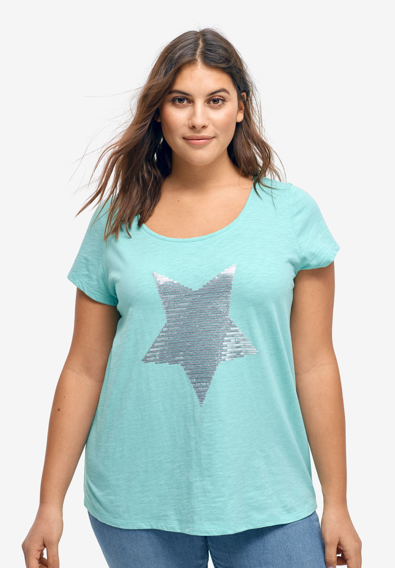 scoop neck oversized tee shirt